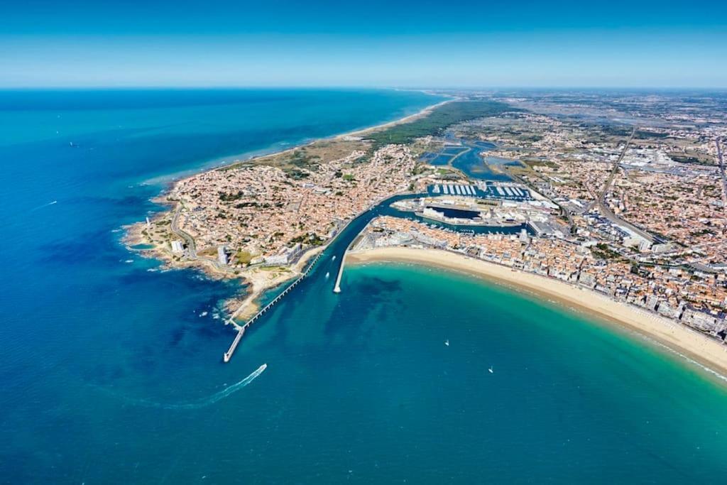 Maison Proche Plages, Port Et Tous Commerces Les Sables-d'Olonne Exterior photo